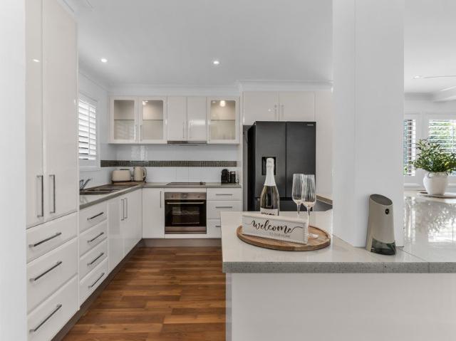Coastal townhouse in convenient location