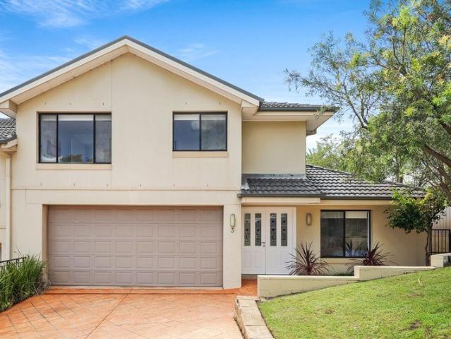 Coastal Townhouse Living in the Heart of Terrigal