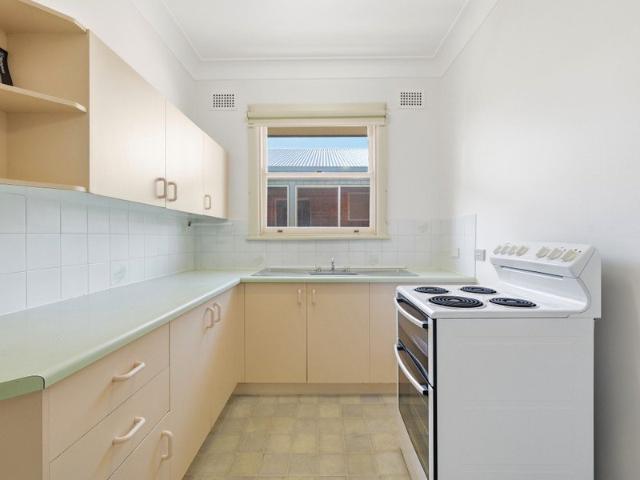 Coastal Unit in the Heart of Sawtell!