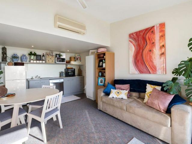 Coastal Views & Convenient Living