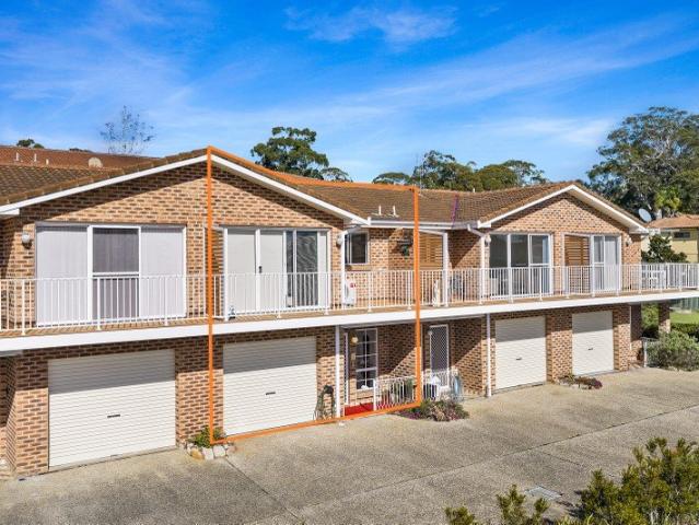 COASTAL VIEWS, EFFORTLESS LIVING