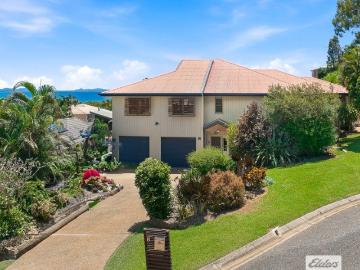 COASTAL VIEWS, FAMILY SPACE & A LOCATION YOU'LL LOVE