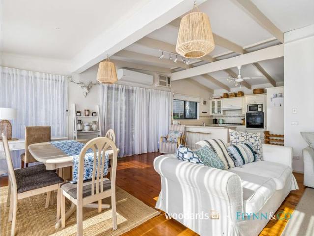 Coastal Views, Golf Course Outlook & Flexible Family Living