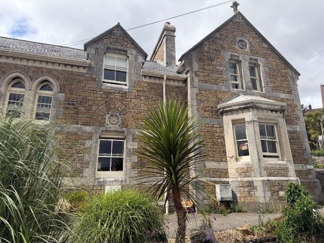 Coastguard Crescent, Penzance TR18, 2 bed property to rent, £1,300 pcm | PrimeLocation