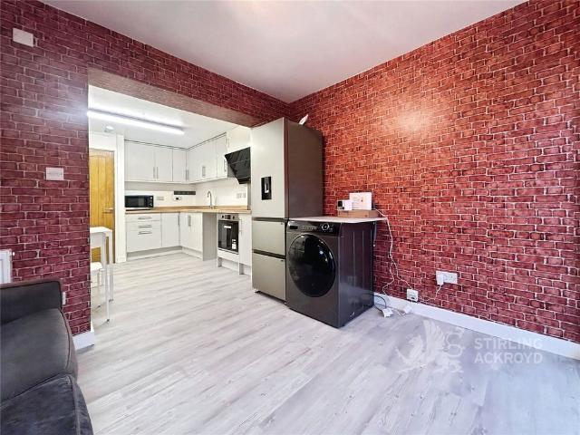 Cobbett Road, Guildford, Surrey, GU2 8EL