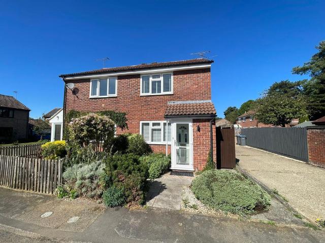 Cobbold Road, Woodbridge IP12 2 bed semi detached house to rent £1,300 pcm £300 pw