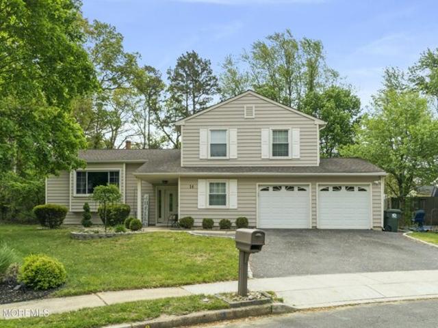 Cobblestone Ct, Howell, Home For Sale