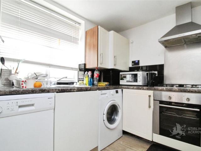 Cobblestone Place, Croydon, CR0 2 bed terraced house to rent £1,800 pcm £415 pw