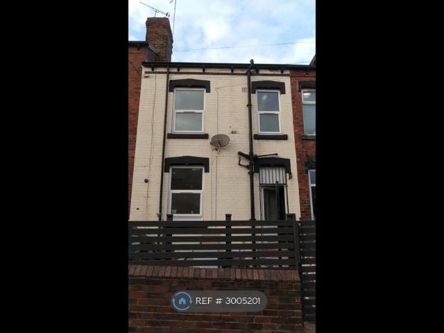 Cobden Ave, Leeds LS12, 2 bed terraced house to rent, £979 pcm | PrimeLocation