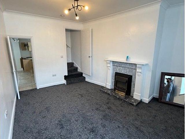 Cobden St, Bradford BD15, 2 bed terraced house to rent, £775 pcm | PrimeLocation