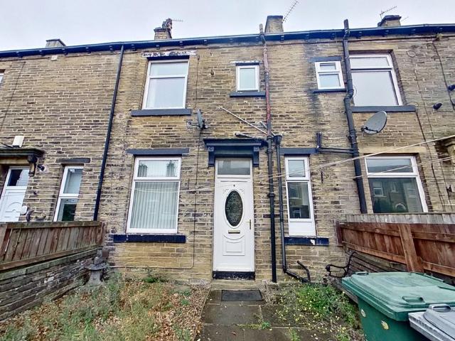 Cobden Street, Clayton, Bradford BD14, 1 bed terraced house to rent, £600 pcm | PrimeLocation