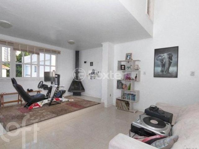 Cobertura, 3 dormitórios, 196.88 m², em Rio Branco