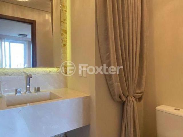 Cobertura, 3 dormitórios, 221 m², em Floresta