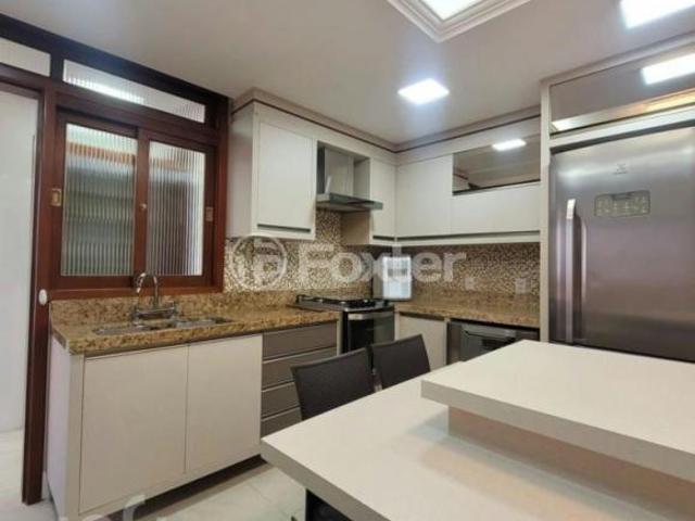 Cobertura, 3 dormitórios, 290 m², em Jardim Floresta