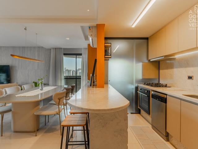 Cobertura 3 Quartos Mercês 150m²