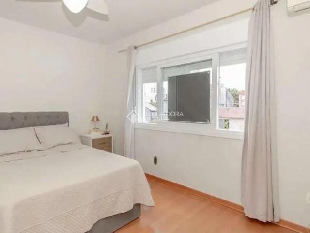 Cobertura 2 dormitórios, no bairro Jardim Botânico, Porto Alegre