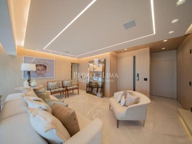 Cobertura 320 m² no Condomínio High Mooca 4 quartos, 3 vagas