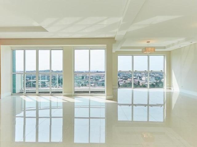 Cobertura 4 Quartos Mossunguê 282m²