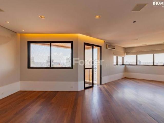Cobertura, 5 dormitórios, 508 m², em Aclimação