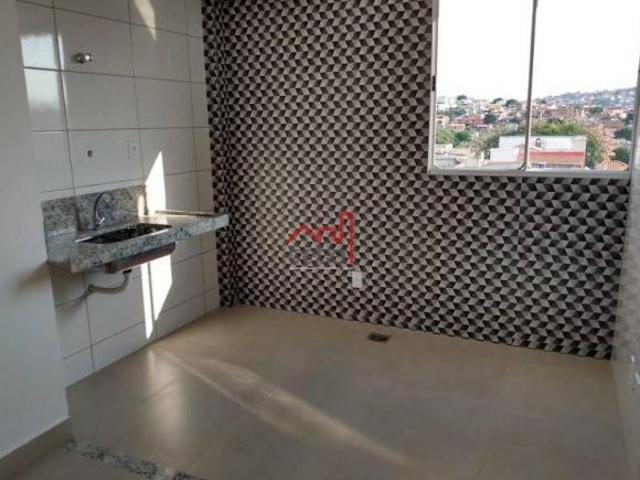Cobertura, com 02 quartos, Piratininga. Venda