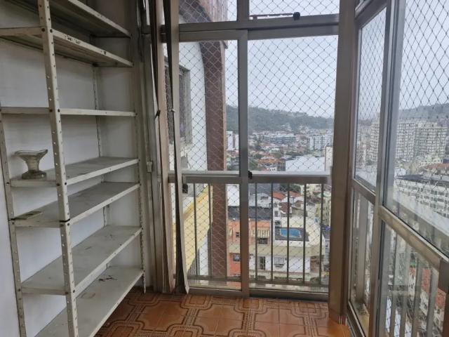 Cobertura com 125 m2, 17º andar que equivale ao 21º, com infra completa no bairro de Noel Rosa