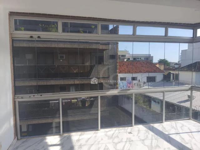 Cobertura com 2 dormitórios à venda, 120 m² por R$ 595.000,00 Recreio dos Bandeirantes Rio de Ja