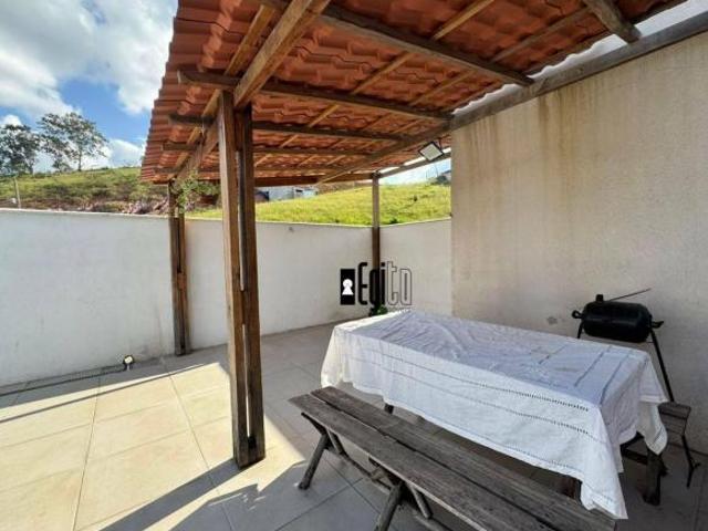 Cobertura com 2 dormitórios à venda, 162 m² por R$ 319.900,00 Francisco Bernardino Juiz de Fora/