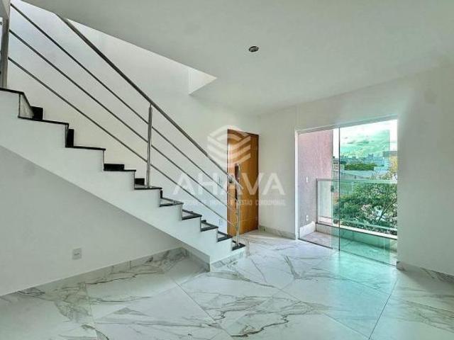 Cobertura com 2 Quartos sendo 1 Suíte à Venda, 2 Vagas, 110m², Bairro Planalto, próximo à Avenida Cr