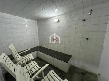 Cobertura com 3 dormitórios sendo 1 suíte no Village Residence em Taubaté