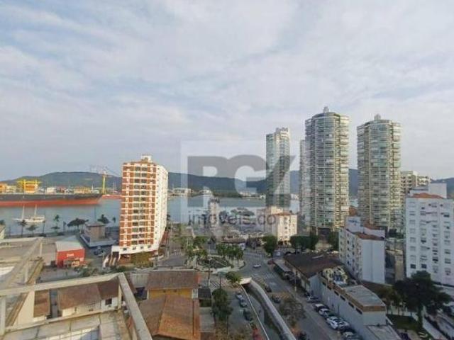 Cobertura com 3 dormitórios à venda, 270 m² por R$ 1.749.000,00 Ponta da Praia Santos/SP