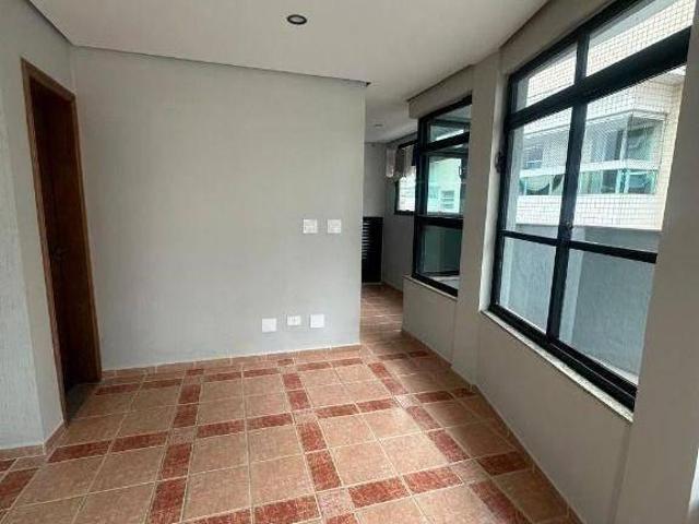 Cobertura com 4 dormitórios à venda, 245 m² por R$ 1.300.000,00 Caiçara Praia Grande/SP