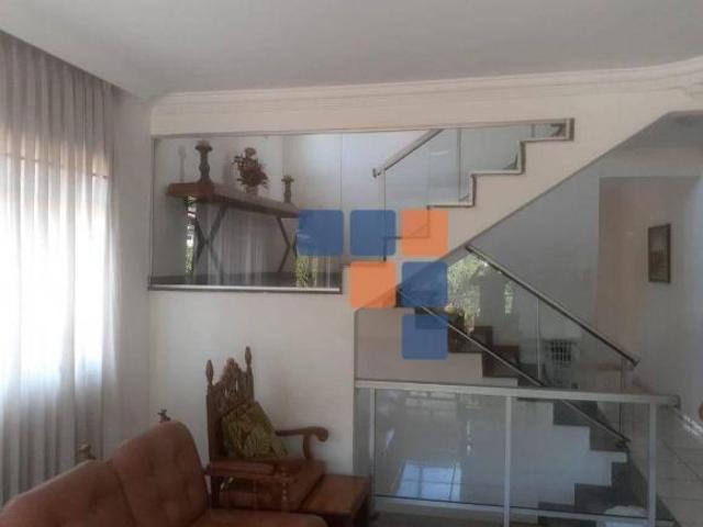 Cobertura com 4 dormitórios à venda, 250 m² por R$ 450.000,00 Centro Sabará/MG