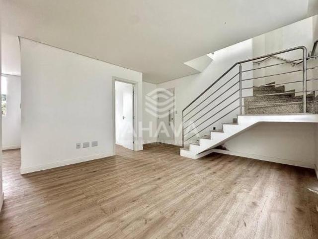 Cobertura com 4 Quartos à Venda, 168m², Santa Rosa, próximo à Avenida Sebastião de Brito