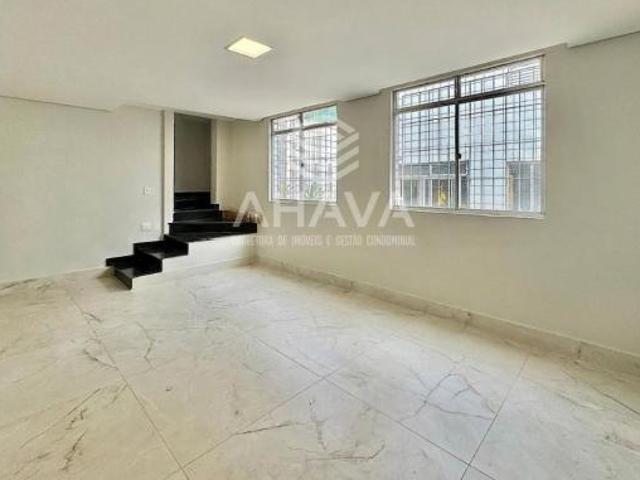 Cobertura com 4 Quartos à Venda, 220m², Dona Clara, próximo à Avenida Sebastião de Brito