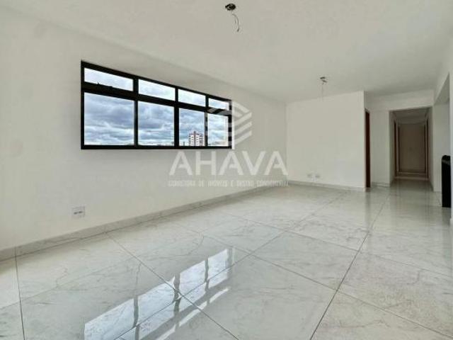 Cobertura com 4 Quartos à Venda, 320m², Indaiá