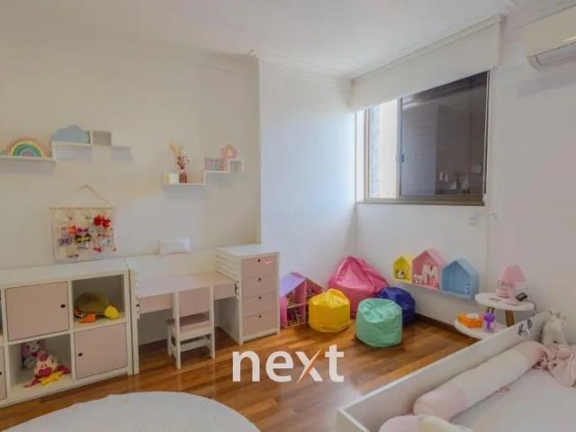 Cobertura com 4 Quartos para venda ou aluguel, 730m² Cambuí