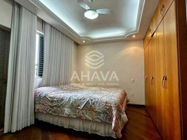Cobertura com 5 Quartos à Venda, 180m², Indaiá, próximo à Rua Izabel Bueno