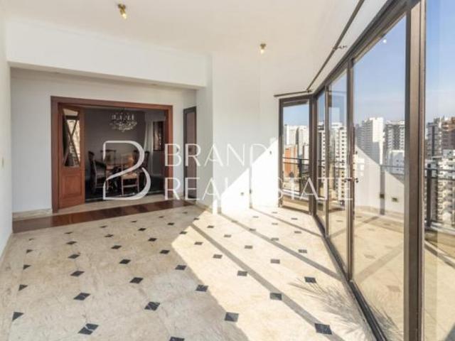 Cobertura com 703 m², 6 quartos sendo 6 suítes à venda no bairro Morumbi