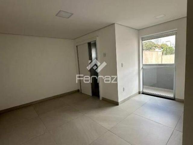 Cobertura à venda, 4 quartos, 2 suítes, 2 vagas, Copacabana Uberlândia/MG
