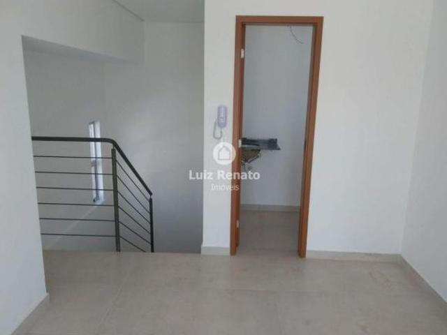 Cobertura à venda 3 quartos 1 suíte 2 vagas São Geraldo