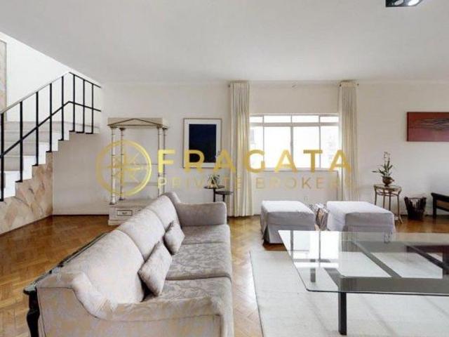 Cobertura á venda com 485m², 5 quartos, sendo 3 suítes, Paraiso SP
