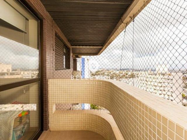 Cobertura à venda no Água Verde com 3 quartos 1 s