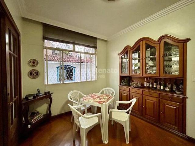 Cobertura á venda no bairro Santa Lúcia