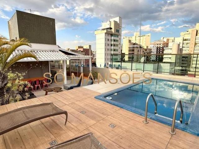 Cobertura à Venda no Carmo, Belo Horizonte/MG — 310m², 3 Quartos, Piscina Privativa e 3 Vagas