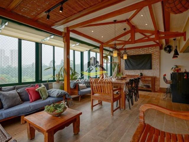 Cobertura à venda no Jardim Marajoara, com 240m², 3 quartos,1 suíte, 3 banheiros, 2 vagas