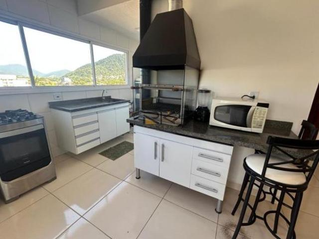 Cobertura à venda no Pereque Açú com 2 dormitórios,sala 2 ambientes e varanda gourmet