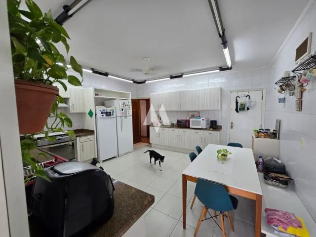 Cobertura duplex para locação no Golden Island com lazer privativo na Ponta da Praia – Santos/SP