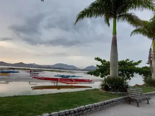Cobertura dos Sonhos com Vista praia de Itaúna porteira fechada