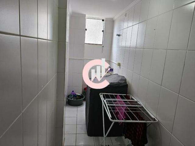 Cobertura de 3 quartos no Centro de São Lourenço MG: 173m², suíte, 2 salas, 2 banheiros e garagem