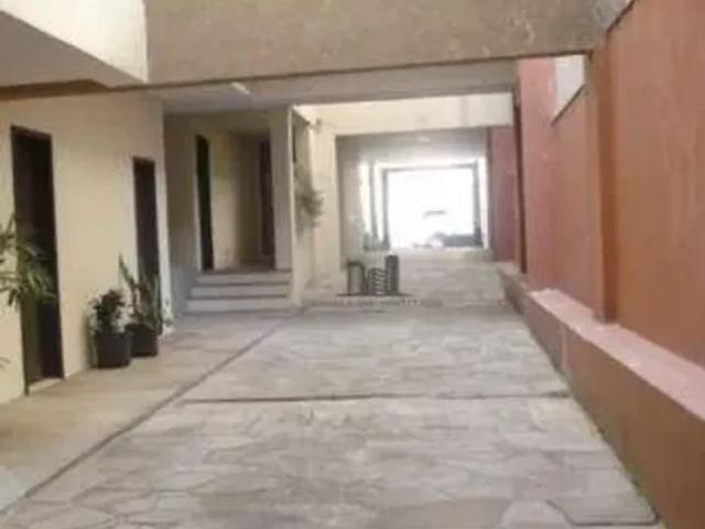 Cobertura de 02 dormitórios com terraço, churrasqueira, lareira 01 box/vaga descoberta no bairro Hig